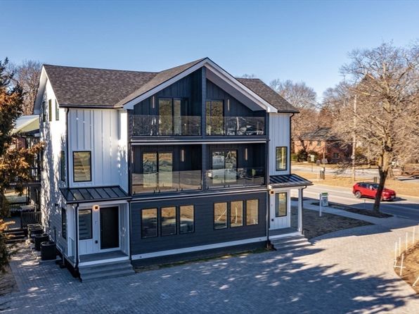 1766 Commonwealth Ave #1766, Auburndale, MA 02466