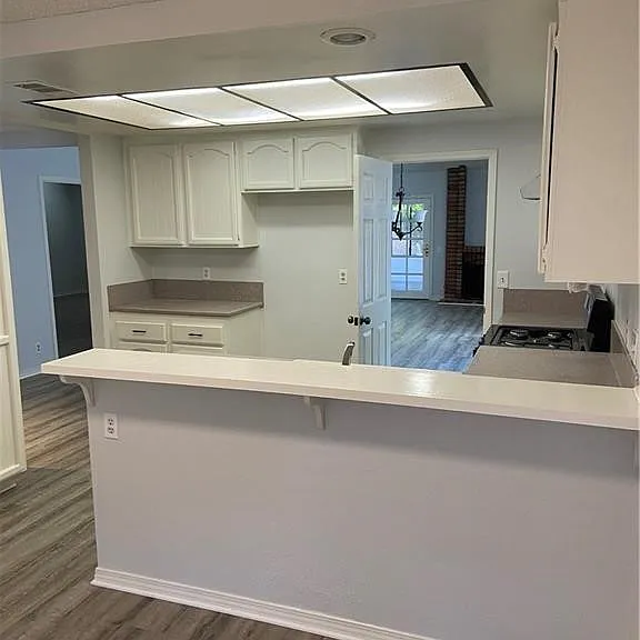2021 Barclay Ct — Photo 4