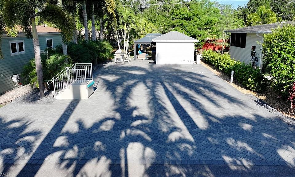 1st image of 5740 Maplewood CT