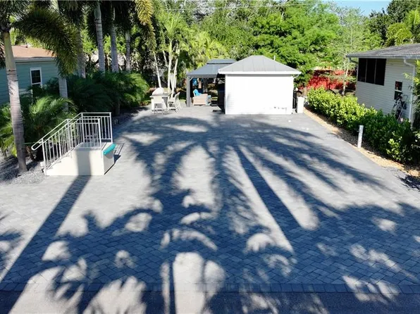 5740 Maplewood CT, FORT MYERS, FL 33905