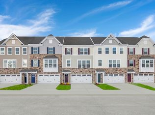 2123 Rivers Dr, Newark, DE 19702