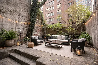 302 West 11th Street, #1B