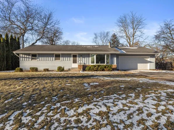 2430 Beck DRIVE, Waterford, WI 53185