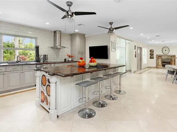 1304 Adams St, Hollywood, FL 33019