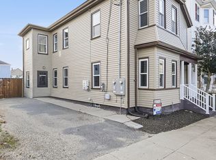 23 Lexington St APT 1, Fall River, MA 02723