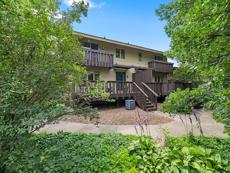 1st image of 38 Birnamwood Dr