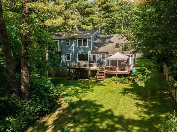 22 Rich Valley Rd, Wayland, MA 01778