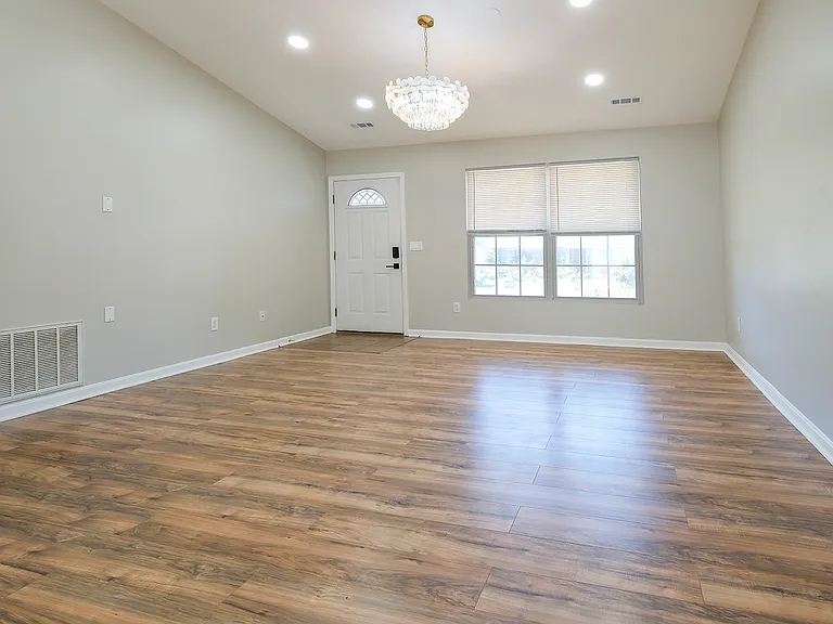 3802 Brownstone Dr — Photo 15