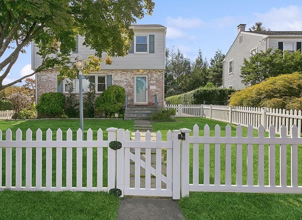 1st image of 174 Lincoln Avenue