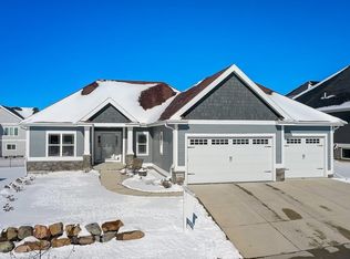 2409 Freshford Dr, Waunakee, WI 53597
