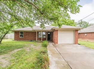 126 Clearman St, Krum, TX 76249