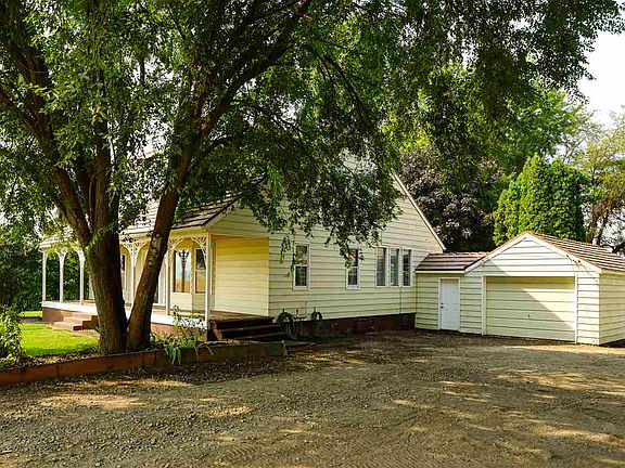 3rd image of 6617 E Mt Spokane Park Dr