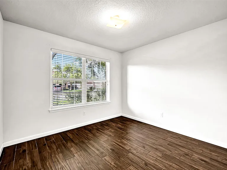 26919 Springflight Ln — Photo 16