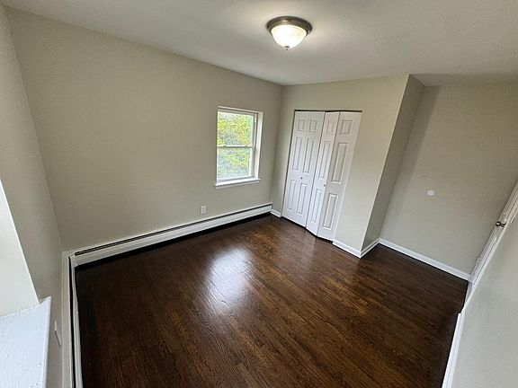 3rd image of 111-110 Lincoln Ave #23A