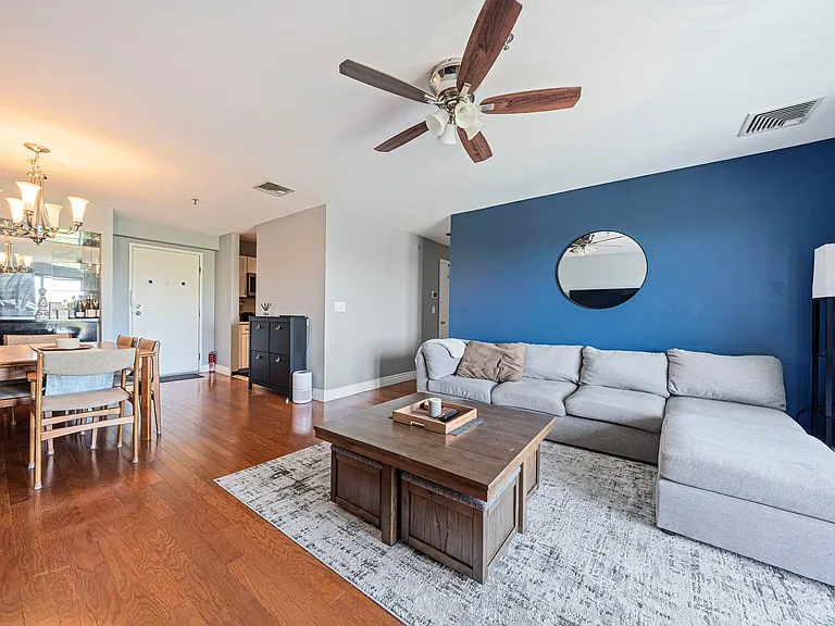 500 Washington St #602 — Photo 5