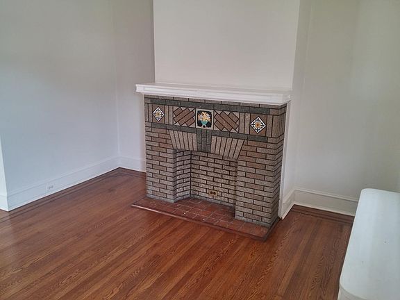 4th image of 6122 Ditman St #Twin