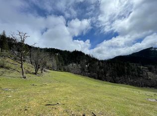 6101 & 250 Mad River Rd, Mad River, CA 95552