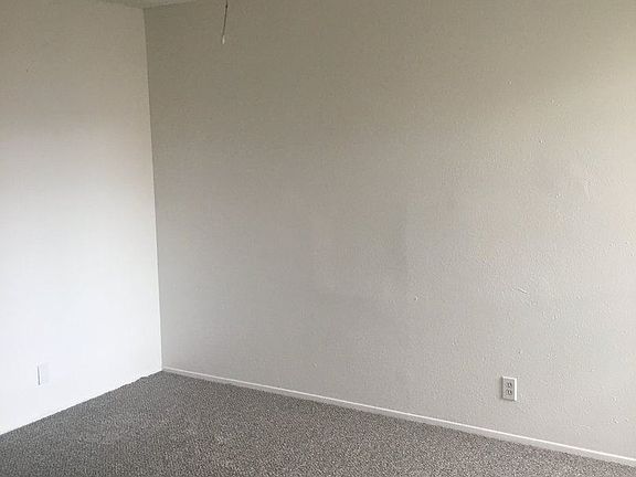 5th image of 1415 Loma Alto APT 2