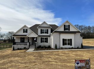 1067 Hideaway Rd, Columbia, TN 38401