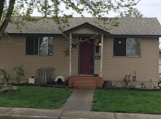 424 7th St, Clarkston, WA 99403