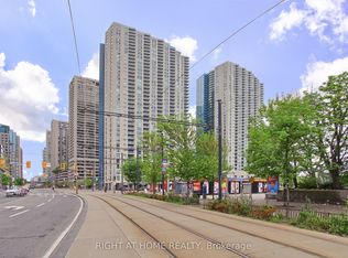 77 Harbour Sq #504, Toronto, ON