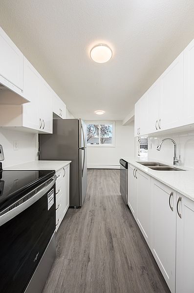 Edmonton Apartment for rent - 2 Bedrooms — photo 23