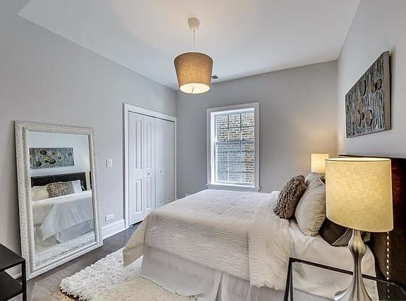 5th image of 5050 N Ridgeway Ave #1