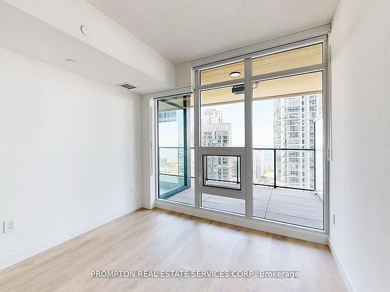 1 Concord Cityplace Way #5206 — Photo 3