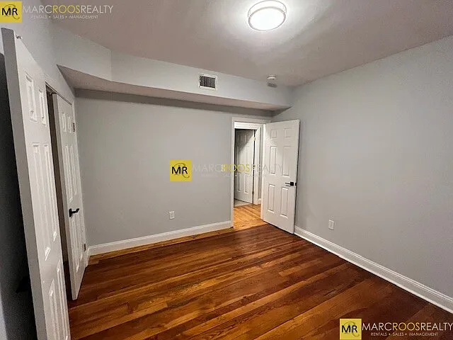 135 Cottage St #2B — Photo 9