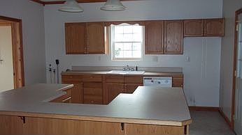 2nd image of 517 McKellar St