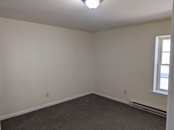 102 E Ayre St #1