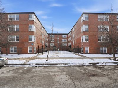 2429 W Farragut Ave APT 2B, Chicago, IL, 60625