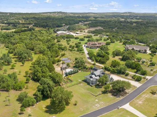409 Dos Lagos, Dripping Springs, TX 78620