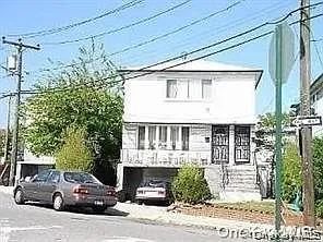 3 bed, 1.0 bath, 1056 sqft, $2,800 — Photo 4