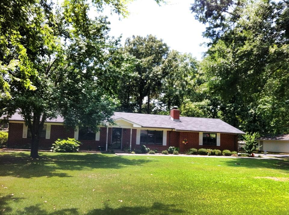 1st image of 109 Allen Dr