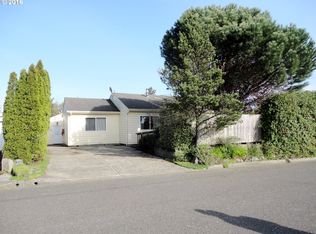 2710 33rd St, Coos Bay, OR 97420