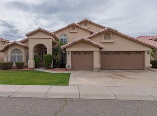 5721 W Mariposa Grande Ln, Glendale, AZ 85310