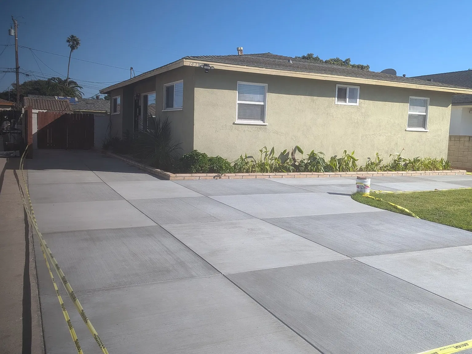4 bed, 1244 sqft, $3,700 — Photo 2