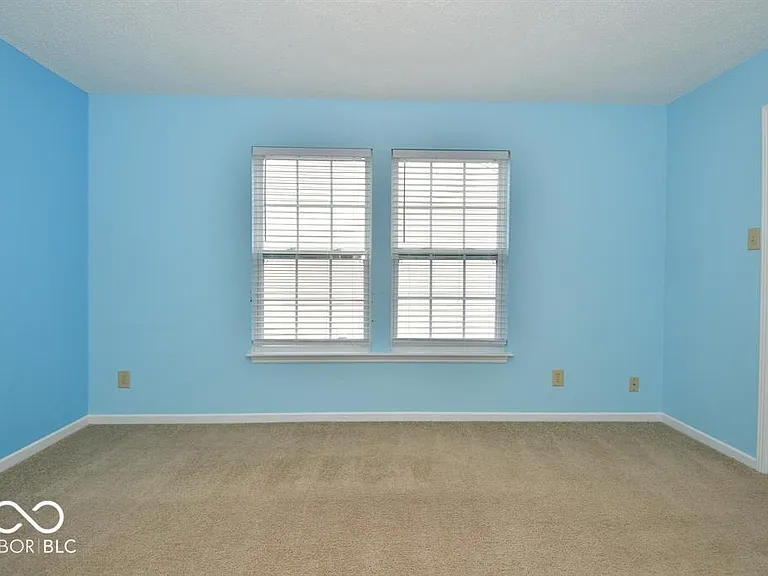 15208 Radiance Dr — Photo 39
