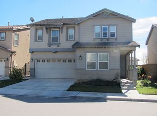 16509 El Revino Dr, Fontana, CA 92336