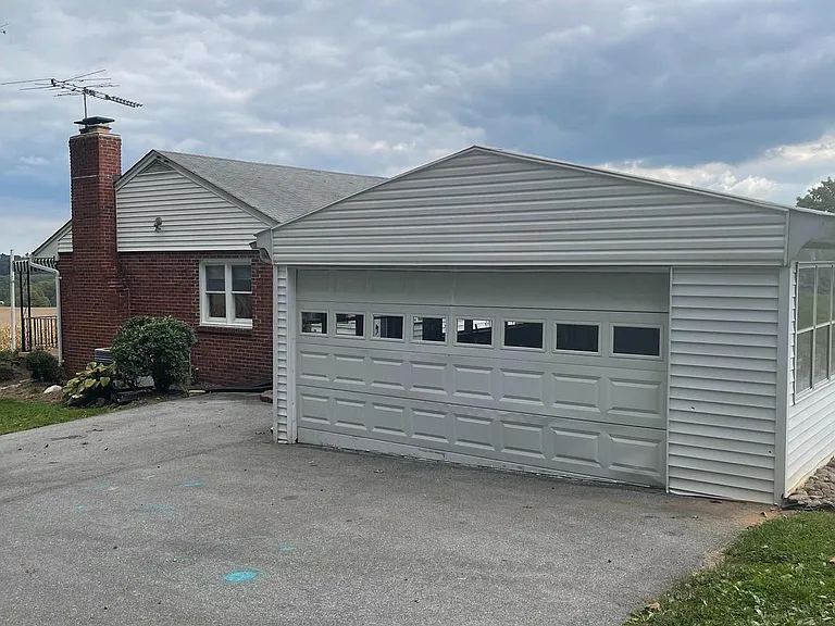 1670 Florence Rd — Photo 8