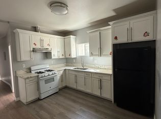 760 1/2 E 50th St #760, Los Angeles, CA 90011