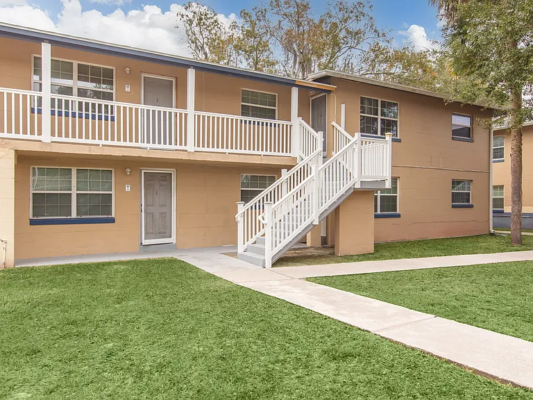 Serenity Apartments — Photo 14