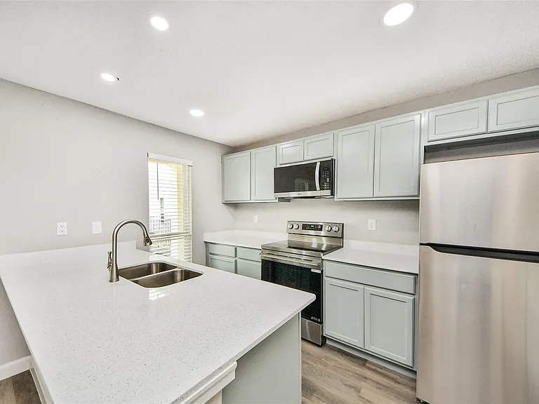 781 Country Place Dr #2021 — Photo 12