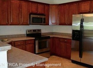 2054 Croghan Dr, Carnegie, PA