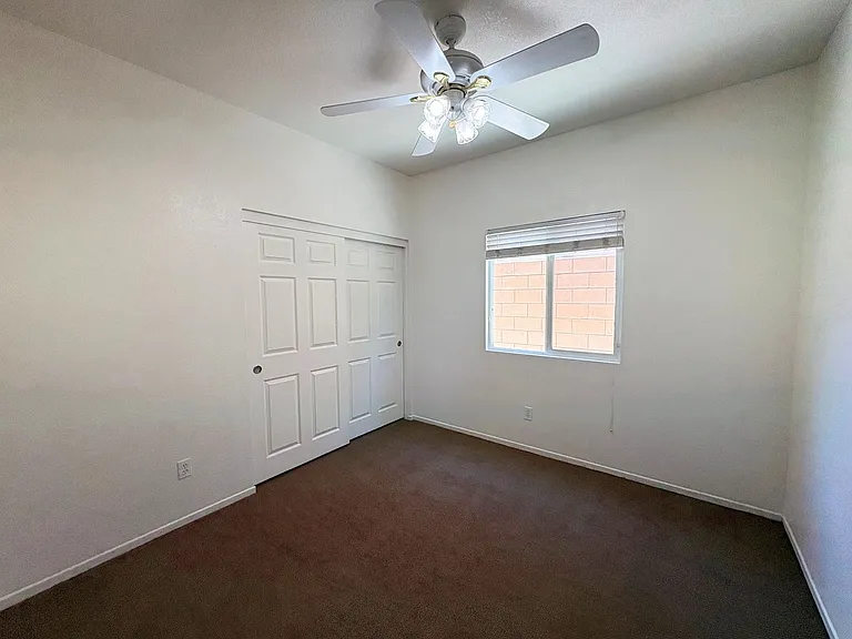 13085 Camden Ln — Photo 9