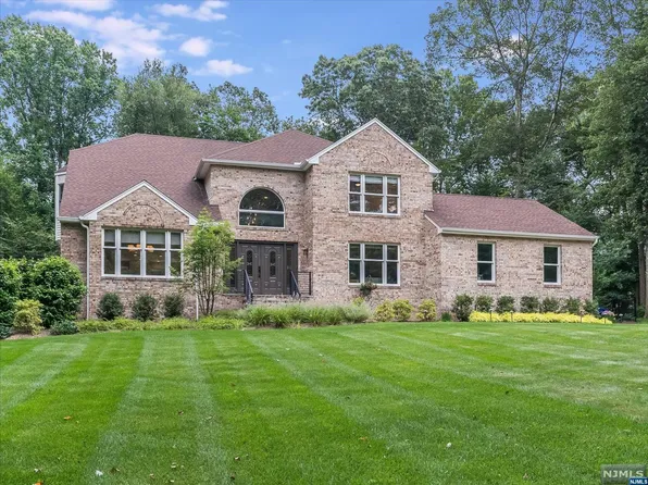 16 Winchester Terrace, Randolph Twp., NJ 07869