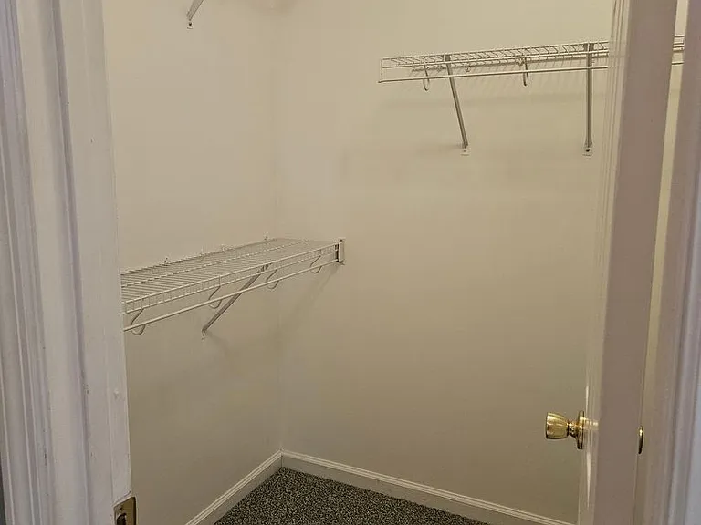 409 Shamus Ct — Photo 14