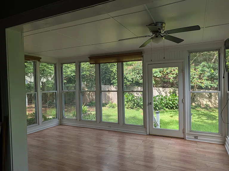 3321 Vista Pl NW — Photo 5