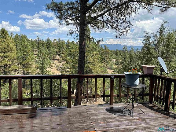 4th image of 27 Rim Dr